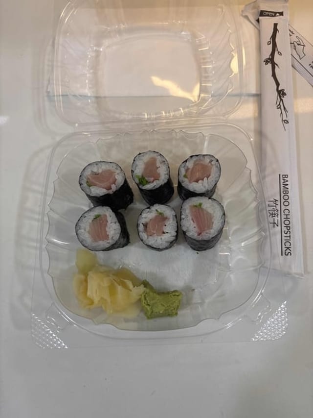 Yellowtail Roll.