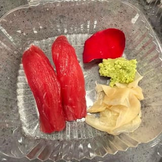 Maguro/Tuna Sushi