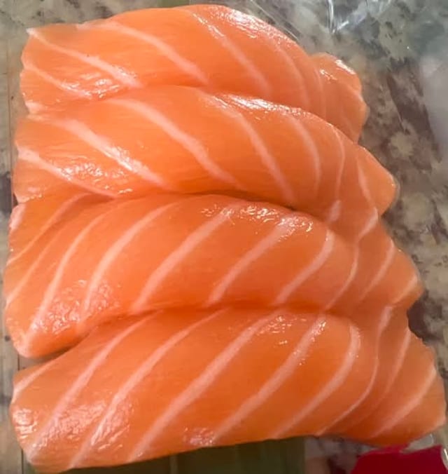 Sake/Salmon Sushi.