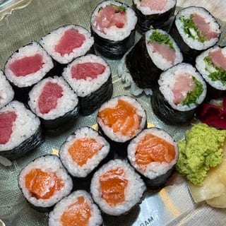 Spicy Salmon Roll